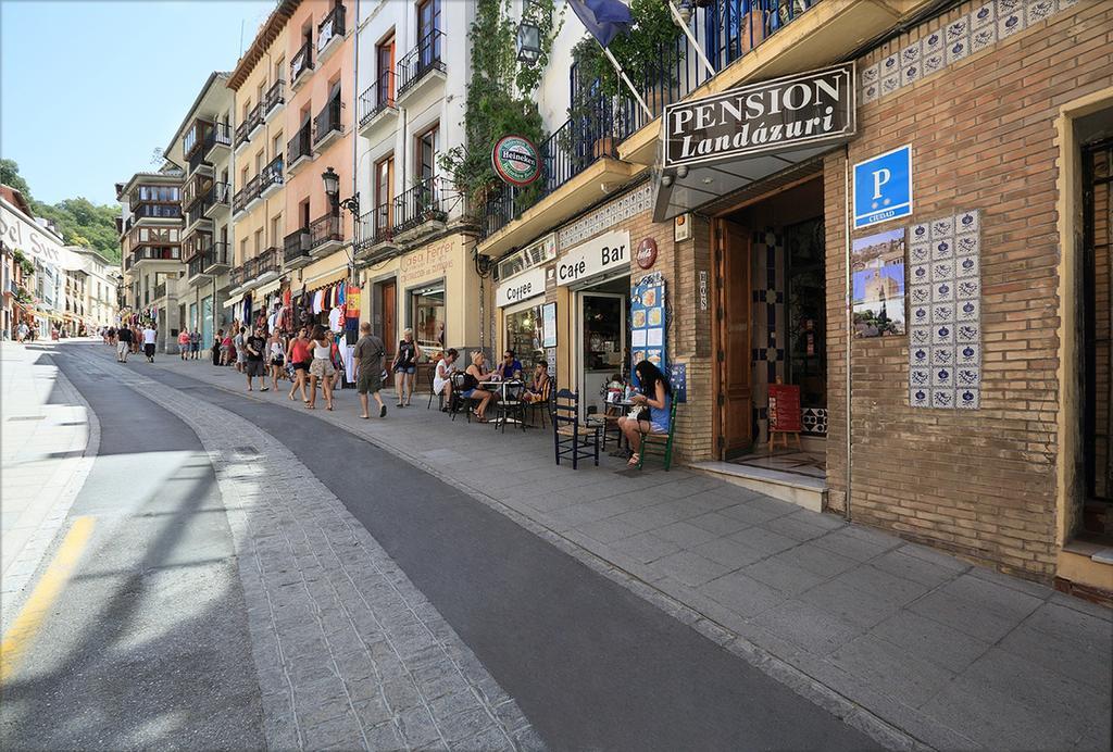 Pension Landazuri Granada Exterior photo